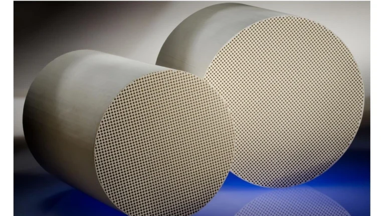 Vimfun glass cutting equipment is a perfect machine tool for precision cutting filter substrates Cut
