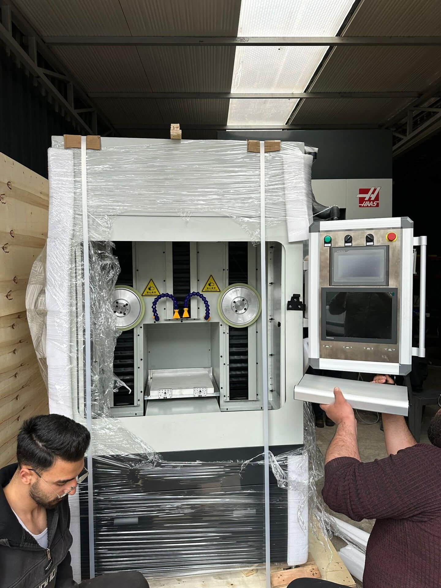trusted infrared optics equipment supplier — Vimfun wire saw installed on a customer optics floor
