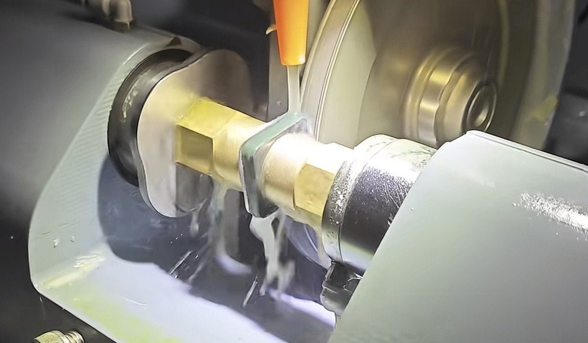 Vimfun glass cutting equipment is a perfect machine tool for precision cutting Round and shaped lenses edged to diameter on the EG-80 optical lens edge grinding machine