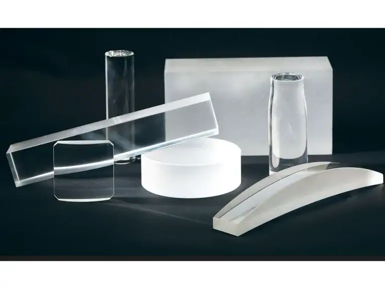 Ébauches de matériaux optiques de plusieurs formes